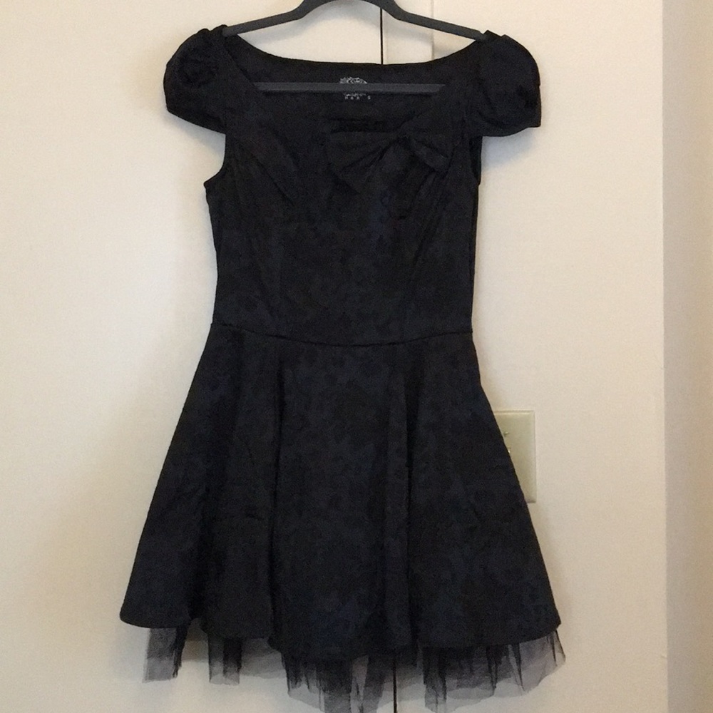 Gothic lolita-esque black dress